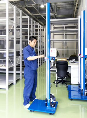  Fig.2 Manufacturing our machine 